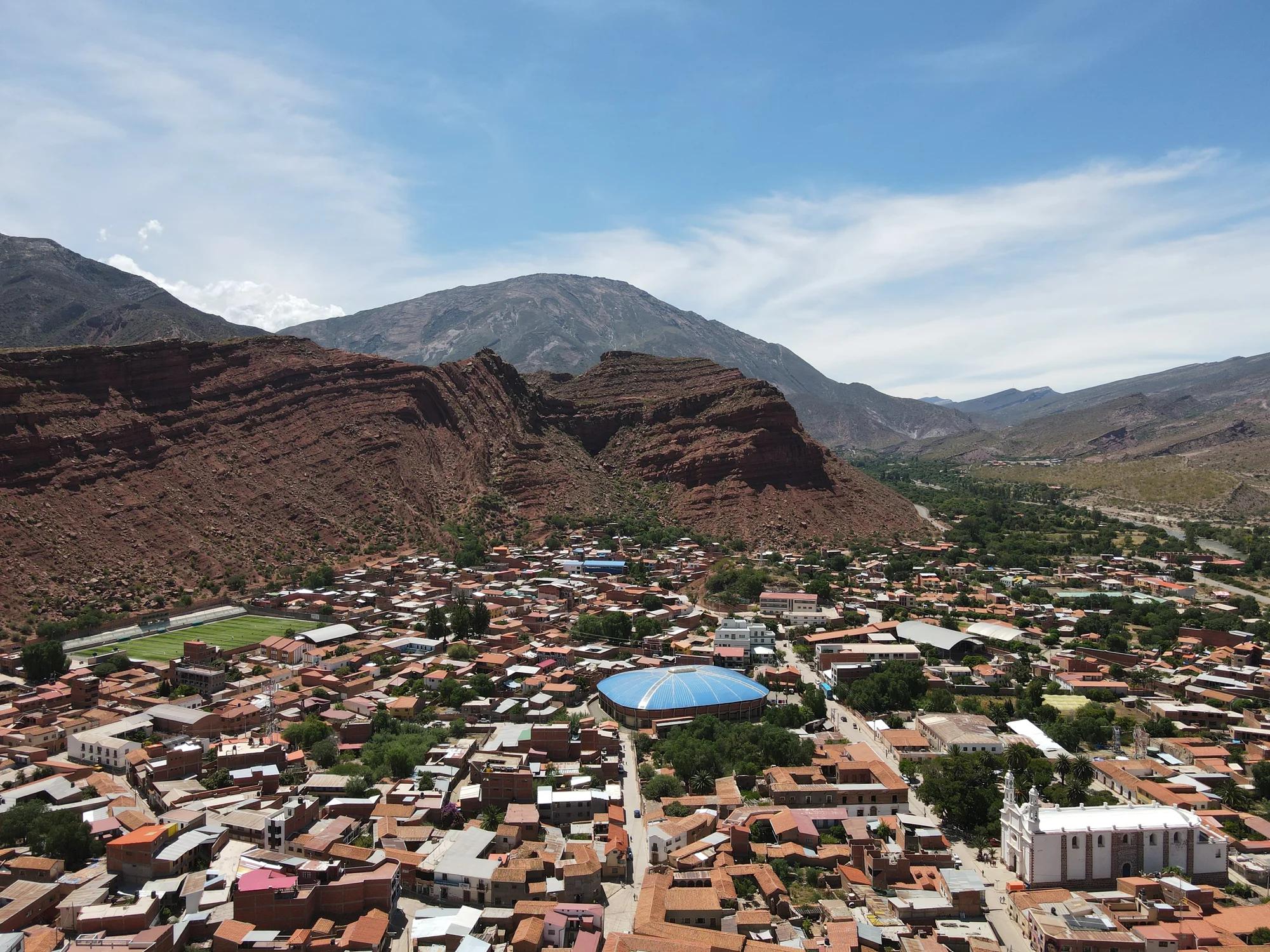 Vista aérea de Camargo y los cerros del Valle de Cinti